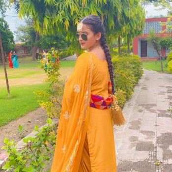 Vanshika sharma